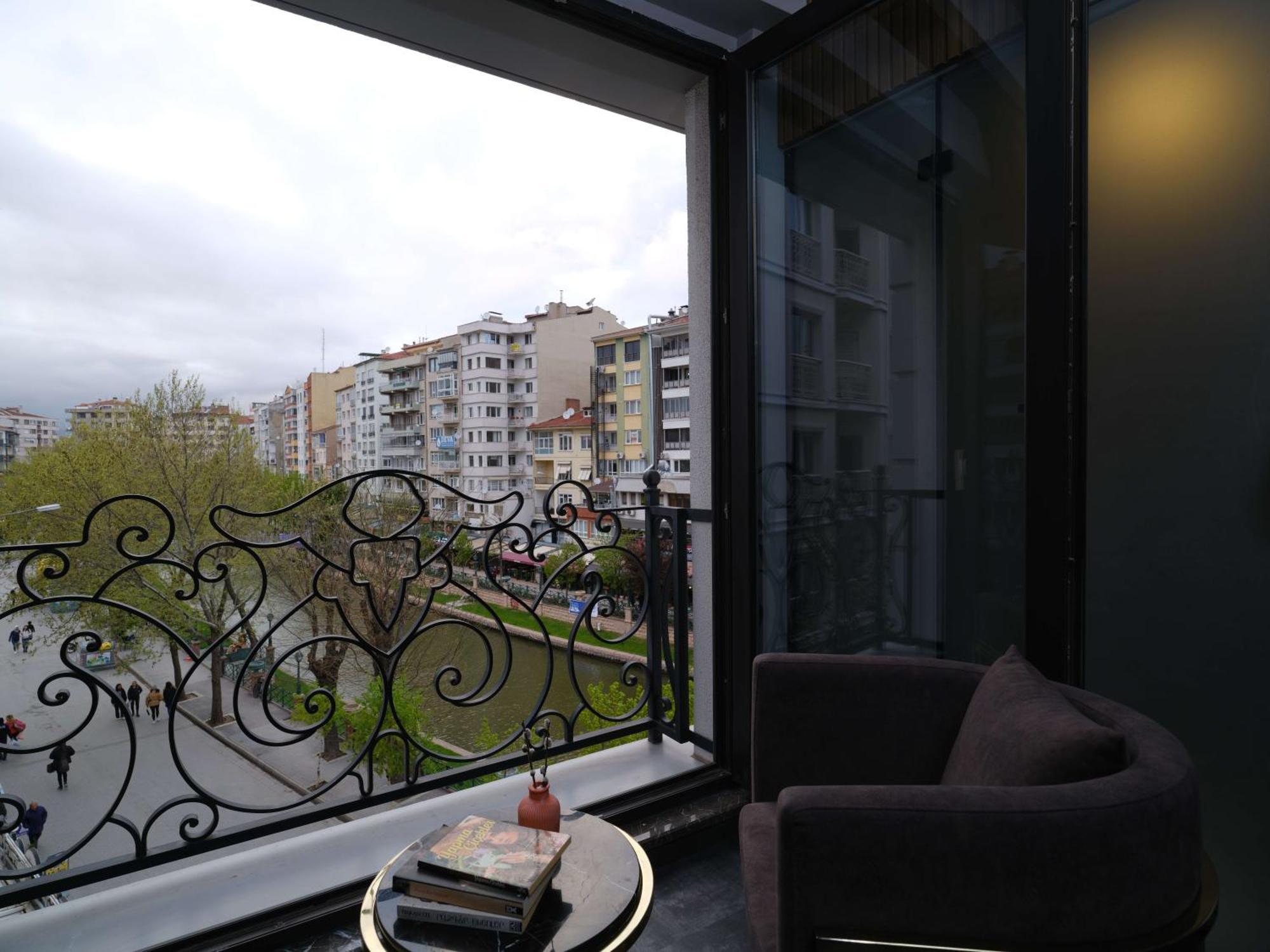 Sennacity Hotel Eskişehir Eksteriør billede